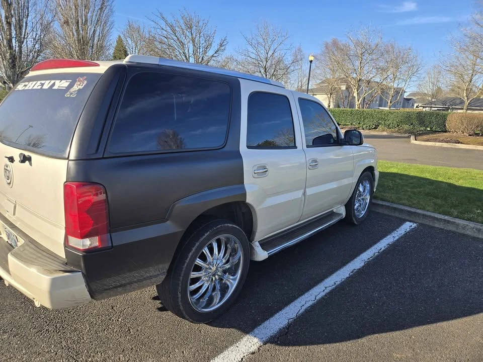 2005 Cadillac Escalade & EXT 2nd Gen - Image 5 of 6