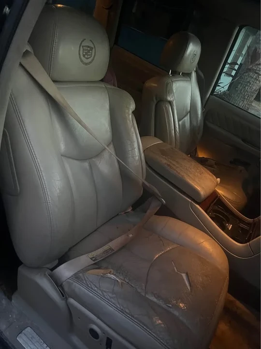 2005 Cadillac Escalade & EXT 2nd Gen - Image 3 of 8