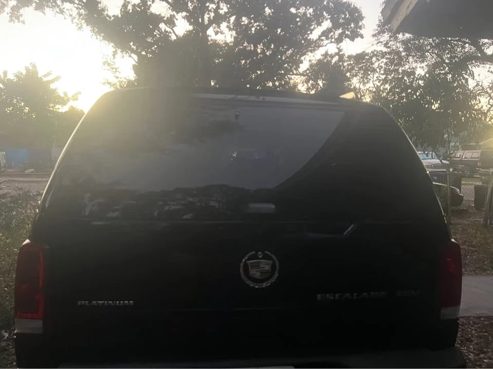 2005 Cadillac Escalade & EXT 2nd Gen - Image 7 of 8