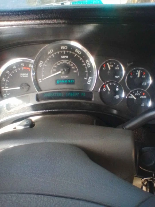 2005 Cadillac Escalade & EXT 2nd Gen - Image 5 of 7