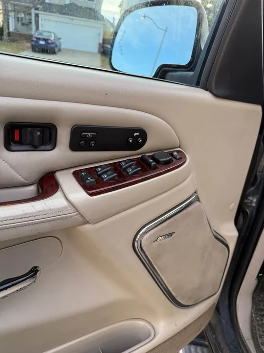 2005 Cadillac Escalade & EXT 2nd Gen - Image 6 of 14