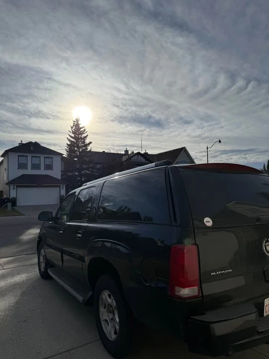2005 Cadillac Escalade & EXT 2nd Gen - Image 4 of 14
