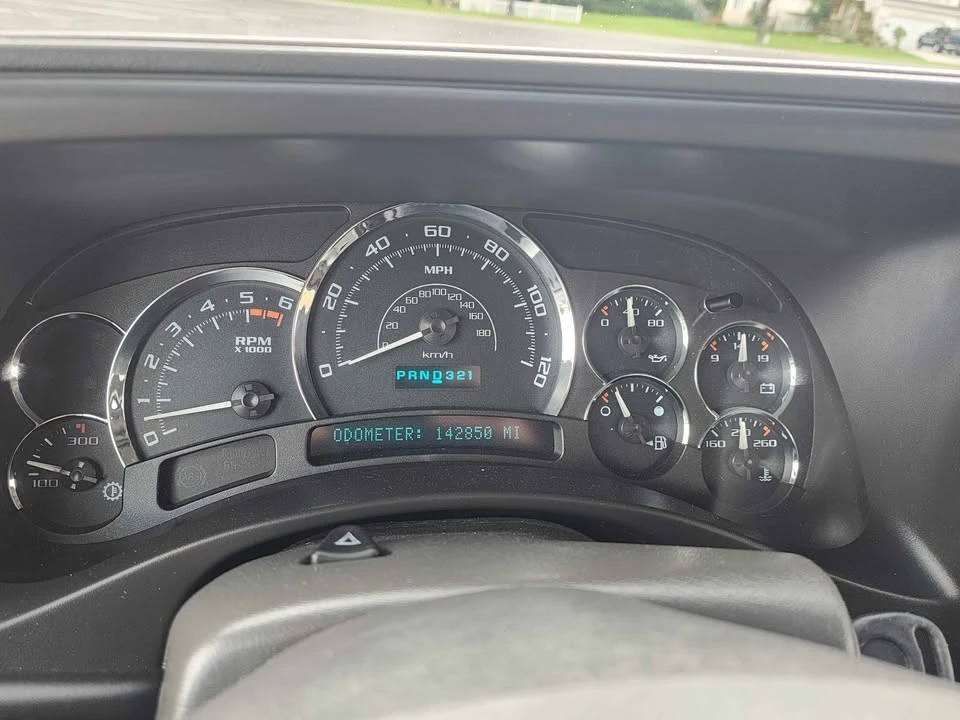 2005 Cadillac Escalade & EXT 2nd Gen - Image 6 of 15