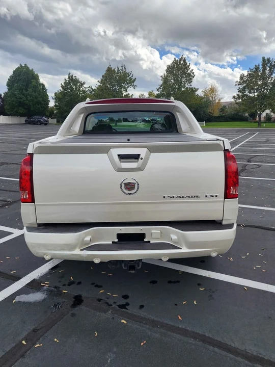 2005 Cadillac Escalade & EXT 2nd Gen - Image 4 of 15