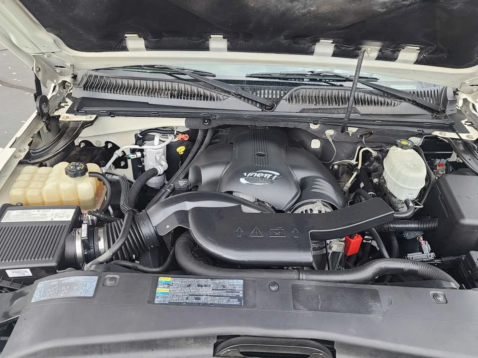2005 Cadillac Escalade & EXT 2nd Gen - Image 15 of 15