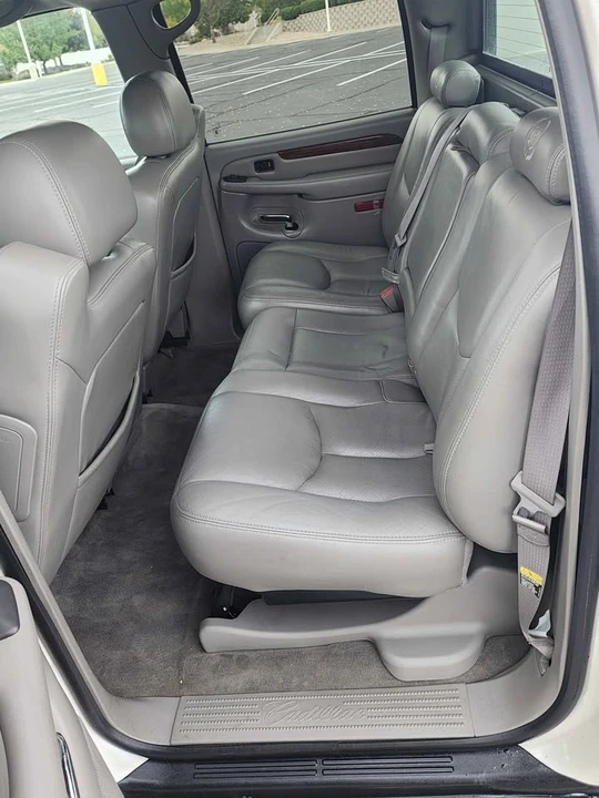 2005 Cadillac Escalade & EXT 2nd Gen - Image 7 of 15