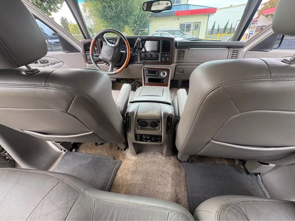 2005 Cadillac Escalade & EXT 2nd Gen - Image 8 of 9