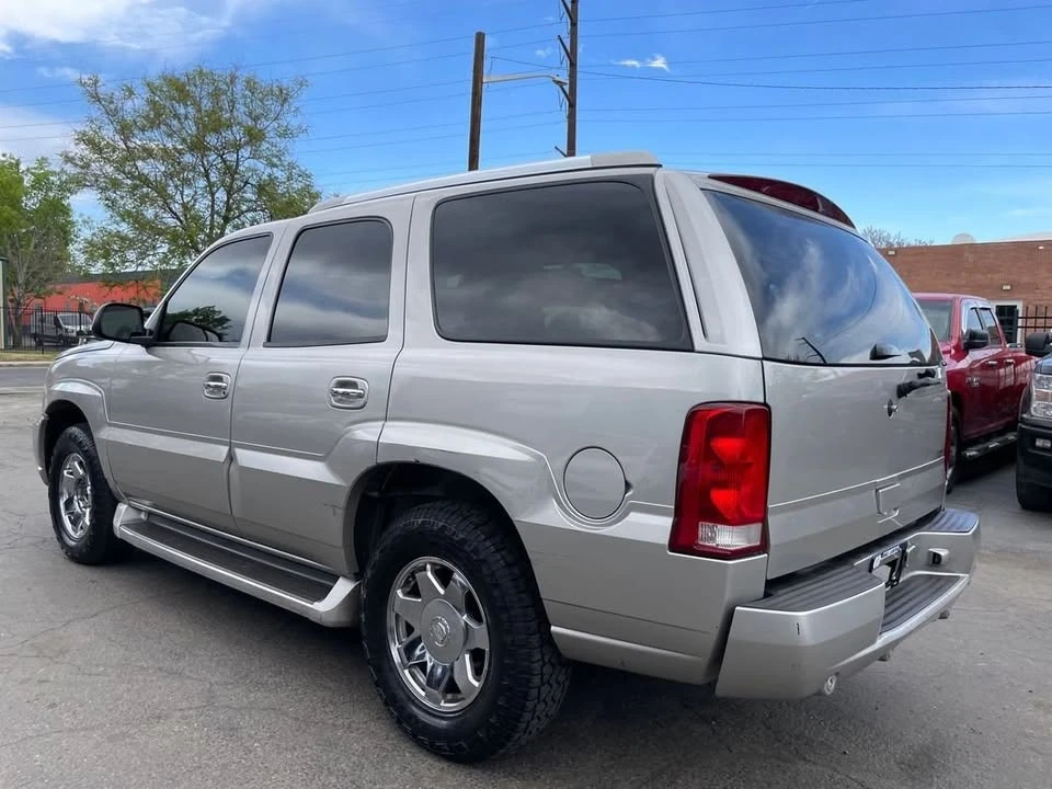 2005 Cadillac Escalade & EXT 2nd Gen - Image 5 of 20