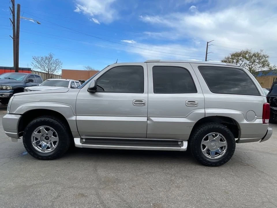 2005 Cadillac Escalade & EXT 2nd Gen - Image 4 of 20