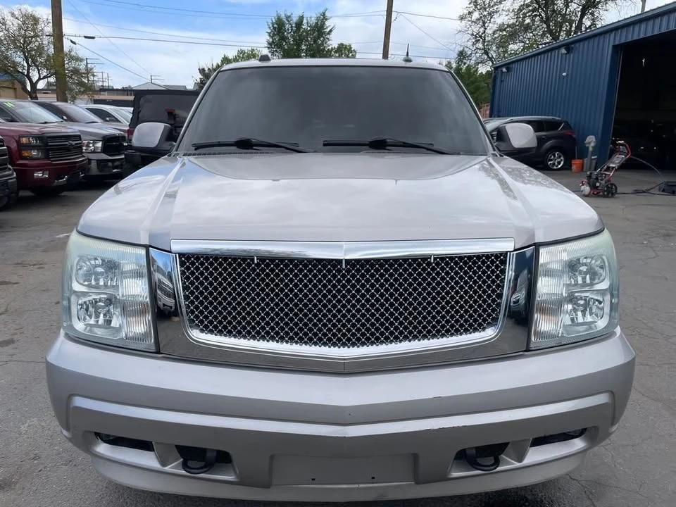 2005 Cadillac Escalade & EXT 2nd Gen - Image 11 of 20