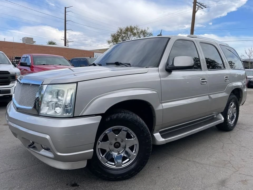 2005 Cadillac Escalade & EXT 2nd Gen - Image 2 of 20