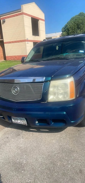 2005 Cadillac Escalade & EXT 2nd Gen - Image 4 of 4