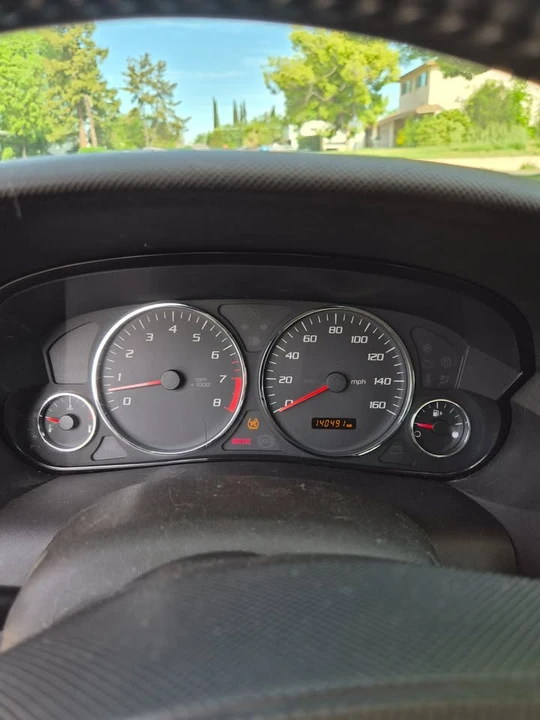 2005 Cadillac SRX - Image 6 of 8