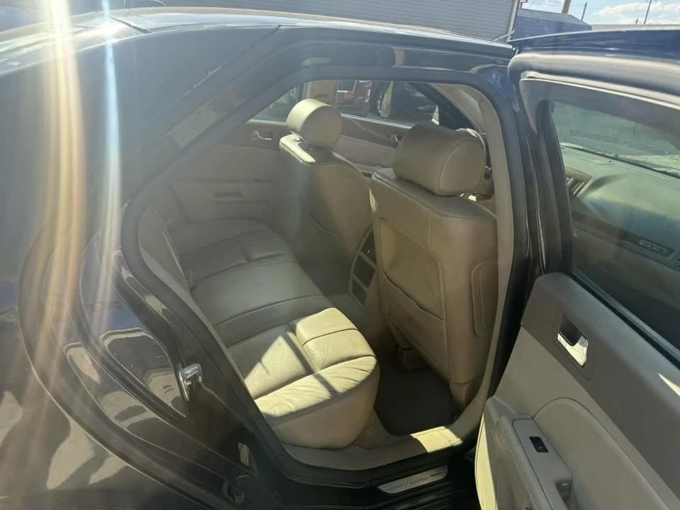 2005 Cadillac STS - Image 12 of 16
