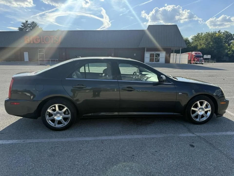 2005 Cadillac STS - Image 8 of 16