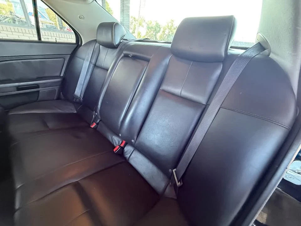 2005 Cadillac STS - Image 10 of 20