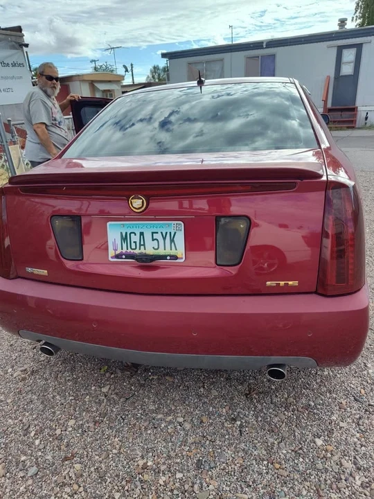 2005 Cadillac STS - Image 2 of 6