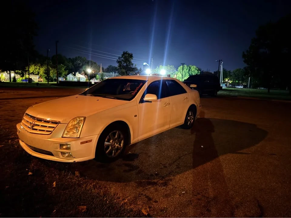 2005 Cadillac STS - Image 3 of 17
