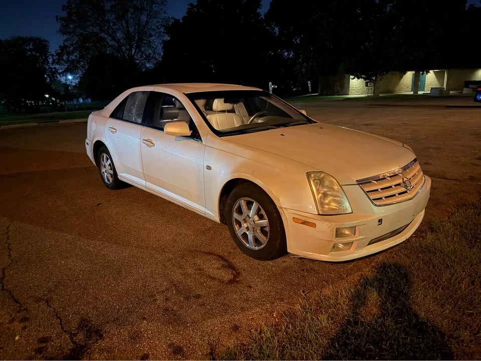 2005 Cadillac STS - Image 6 of 17