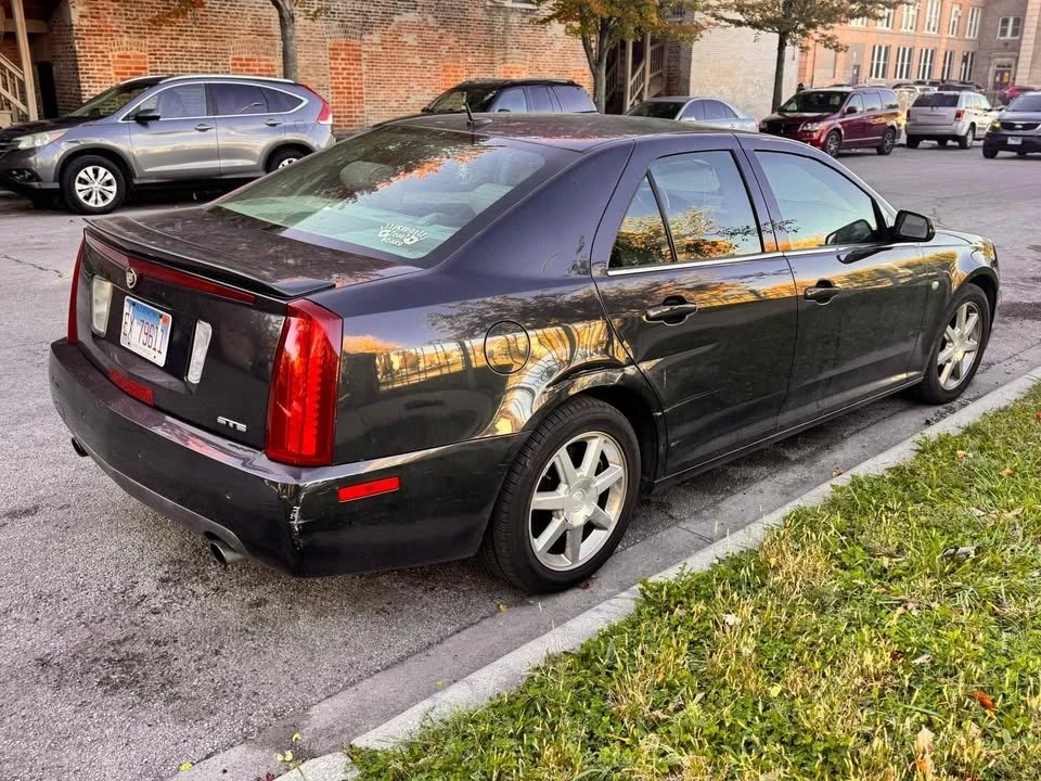 2005 Cadillac STS - Image 2 of 8
