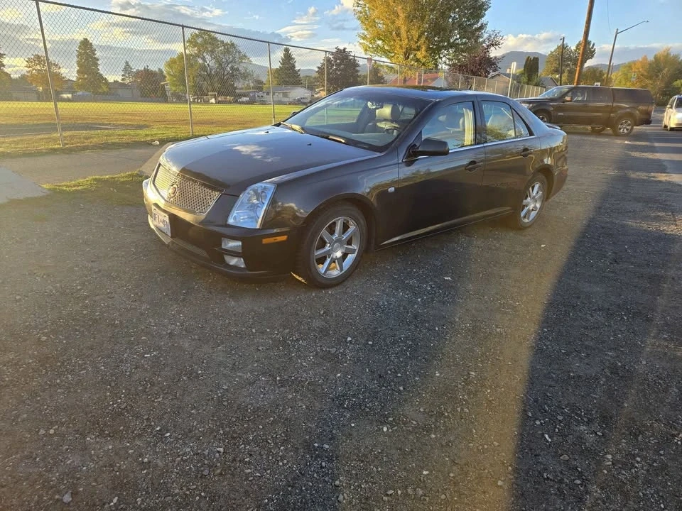 2005 Cadillac STS - Image 2 of 5
