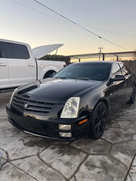 2005 Cadillac STS - Image 3 of 6