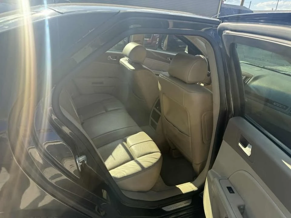 2005 Cadillac STS - Image 11 of 16