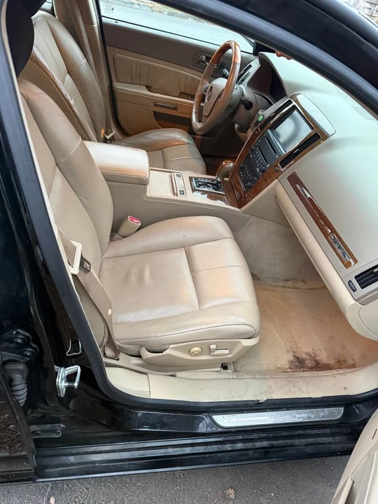 2005 Cadillac STS - Image 5 of 8
