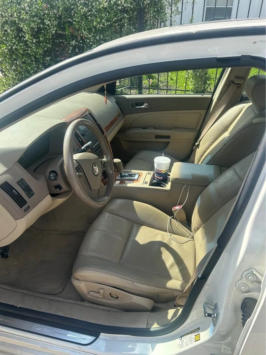 2005 Cadillac STS - Image 4 of 9
