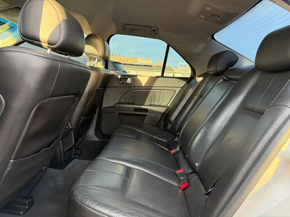 2005 Cadillac STS - Image 16 of 20