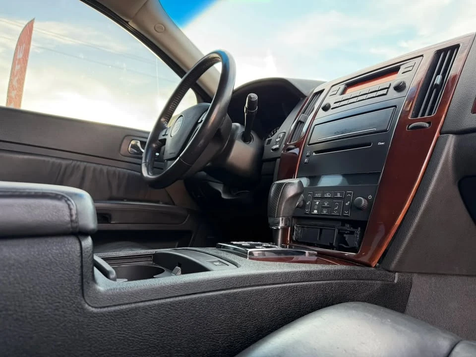 2005 Cadillac STS - Image 19 of 20