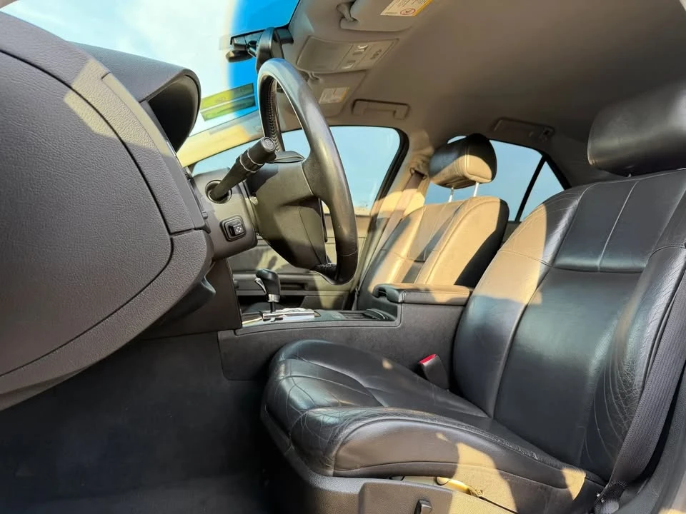 2005 Cadillac STS - Image 12 of 20