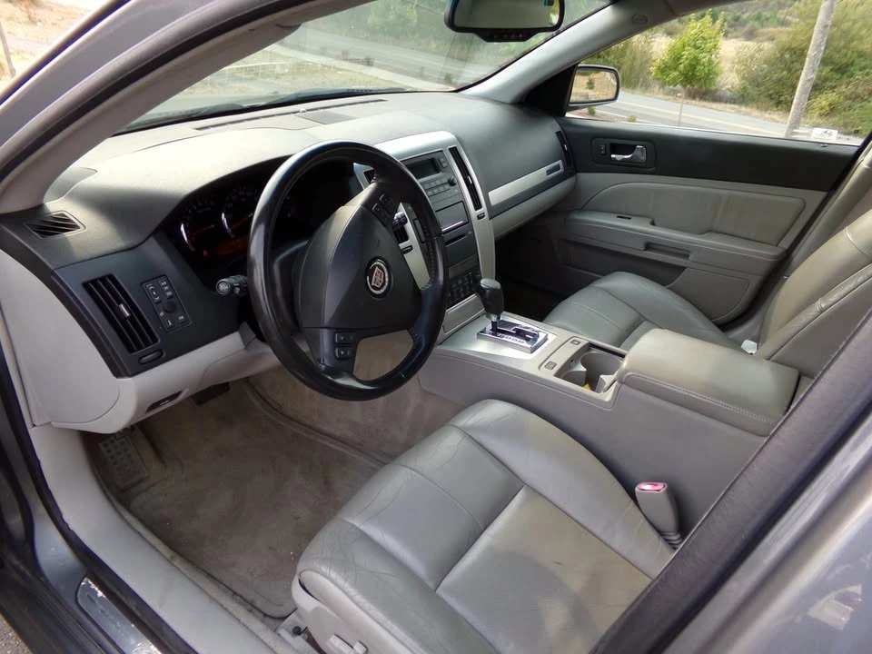 2005 Cadillac STS - Image 9 of 15