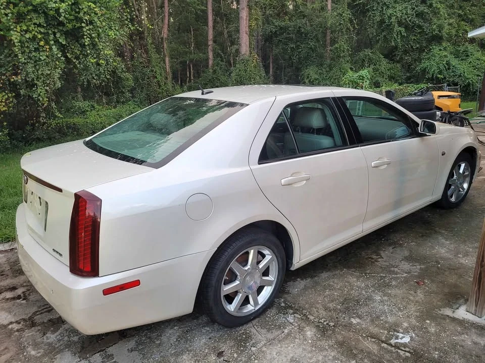 2005 Cadillac STS - Image 5 of 14
