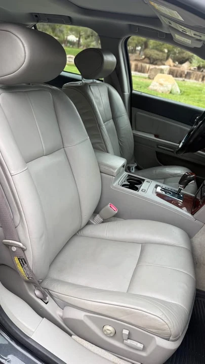 2005 Cadillac STS - Image 9 of 13