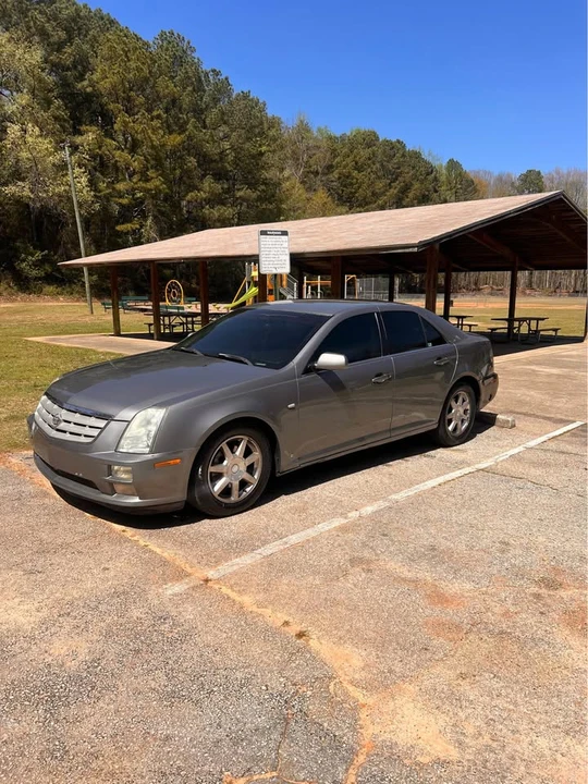 2005 Cadillac STS - Image 10 of 16