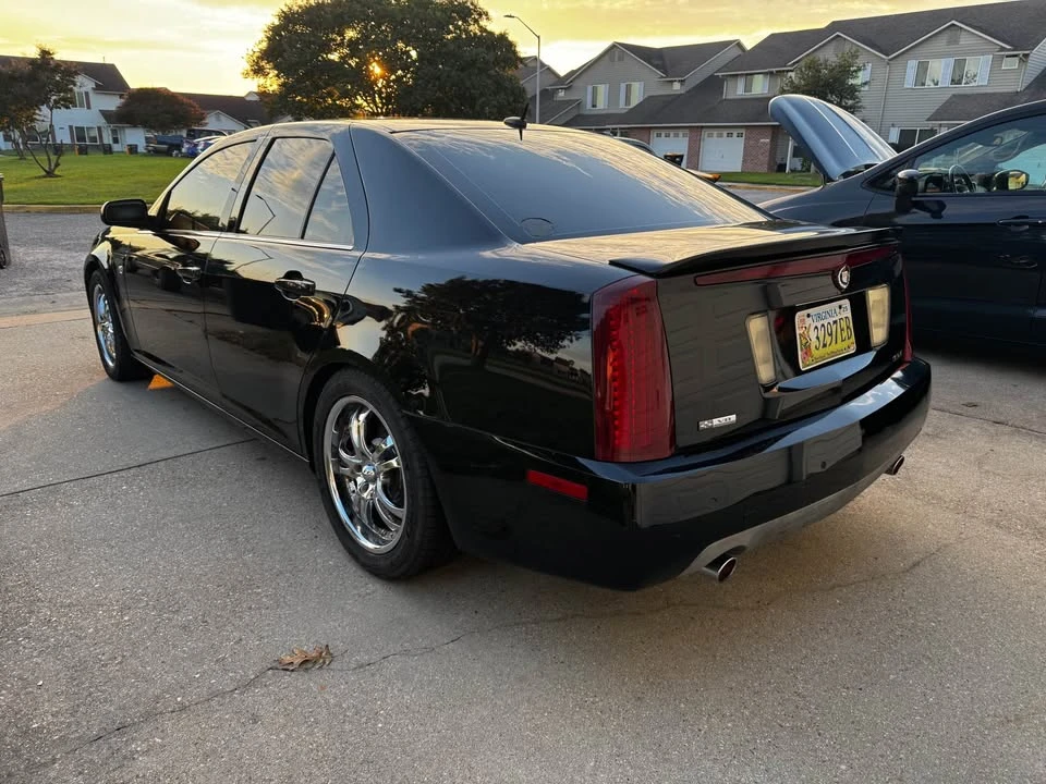 2005 Cadillac STS - Image 3 of 12