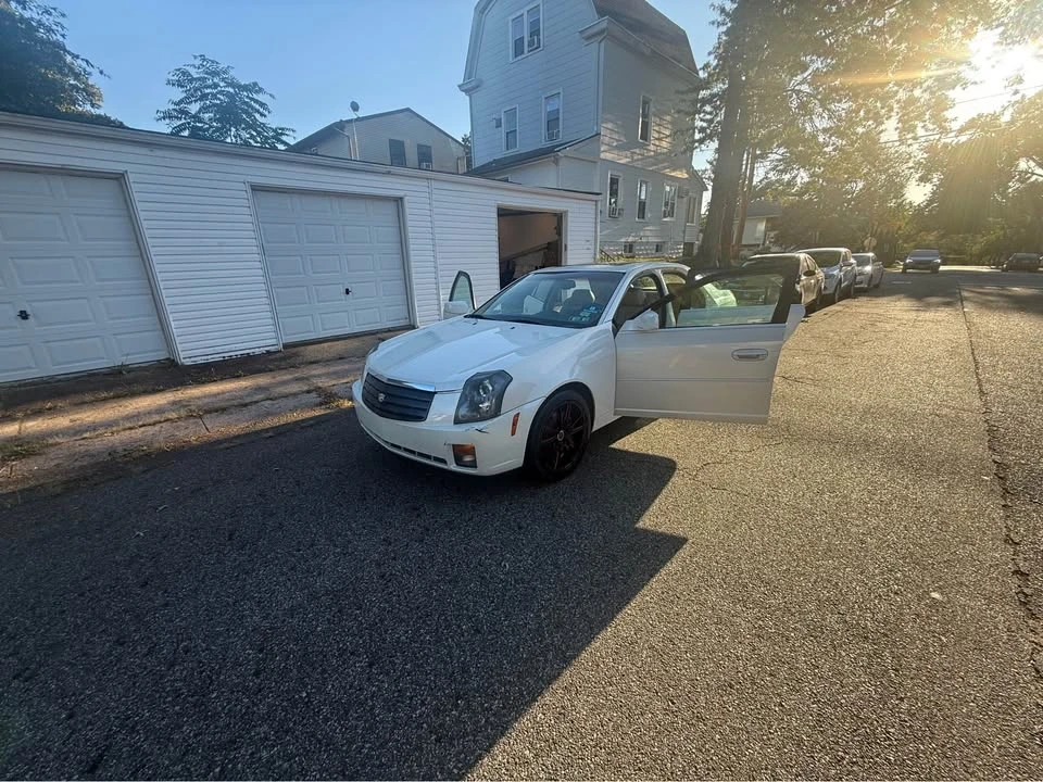2005 Cadillac STS - Image 14 of 15