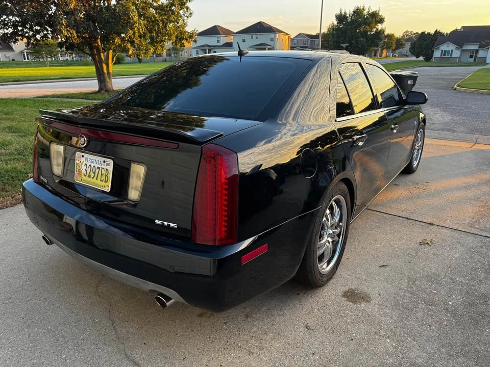 2005 Cadillac STS - Image 4 of 12