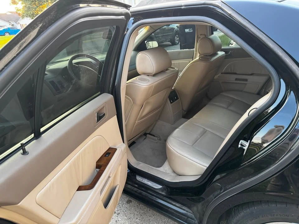 2005 Cadillac STS - Image 7 of 12