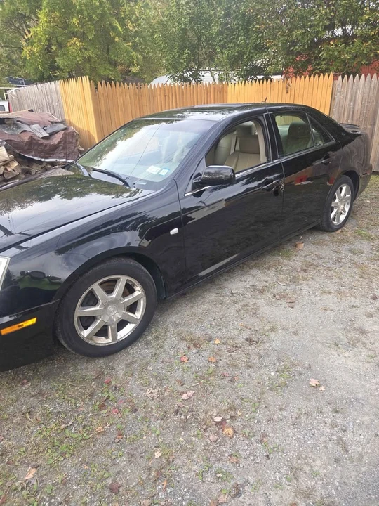 2005 Cadillac STS - Image 2 of 8