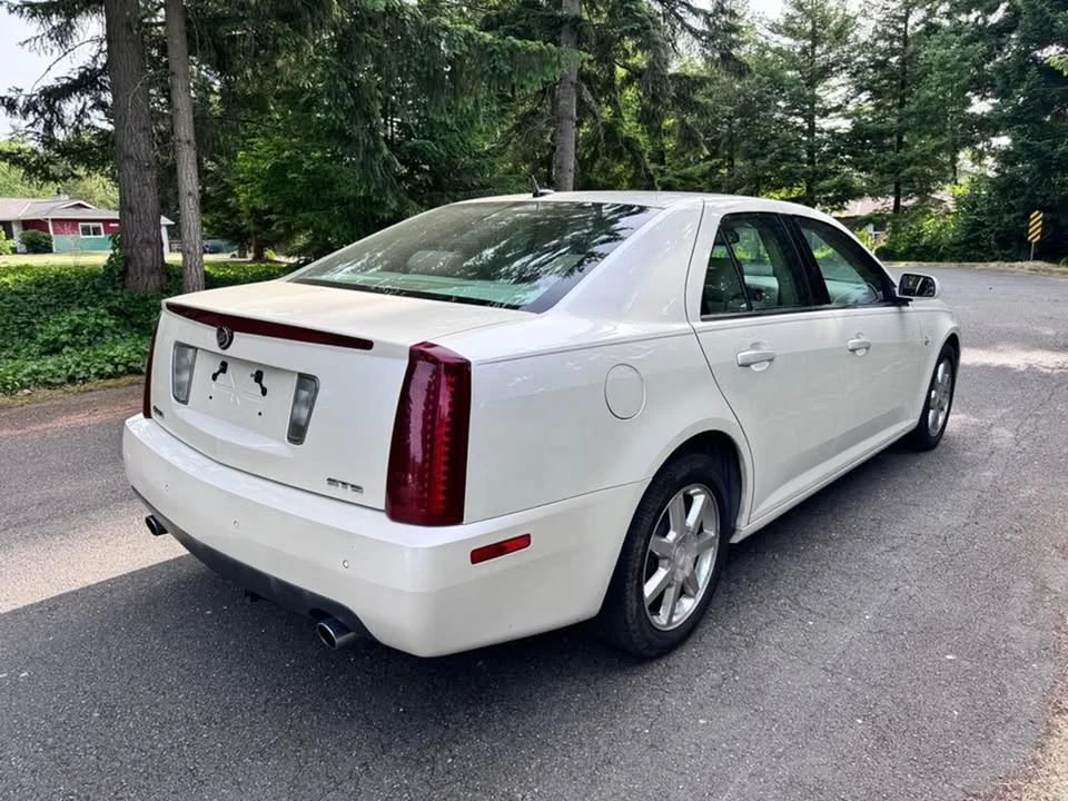 2005 Cadillac STS - Image 5 of 16