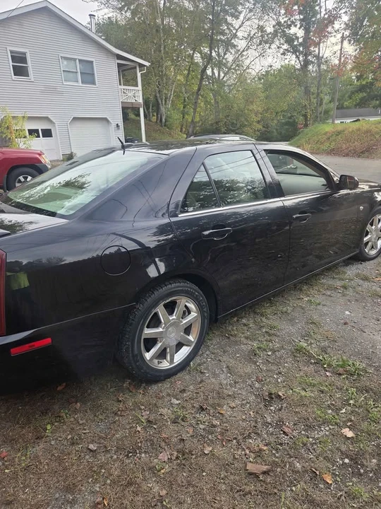 2005 Cadillac STS - Image 4 of 8