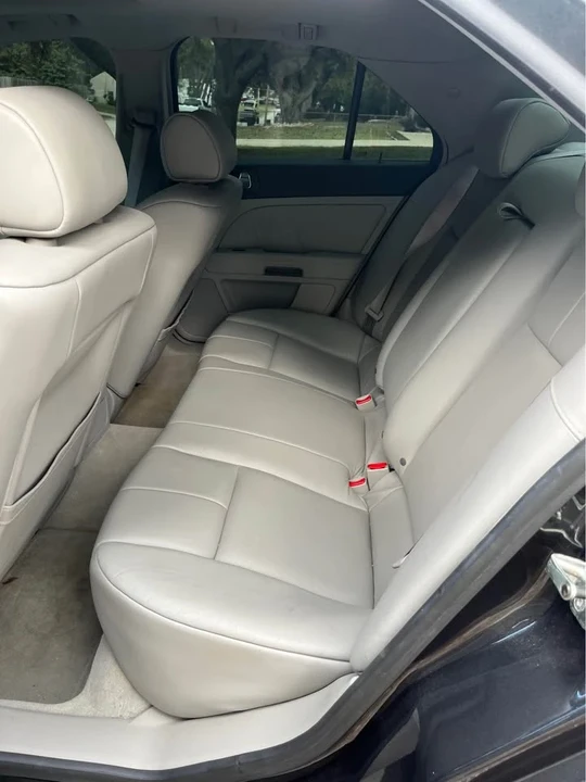 2005 Cadillac STS - Image 4 of 5