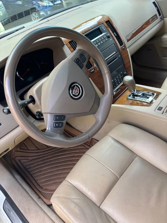 2005 Cadillac STS - Image 9 of 11