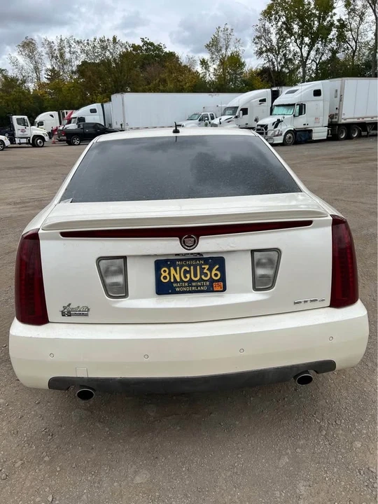 2005 Cadillac STS - Image 7 of 13