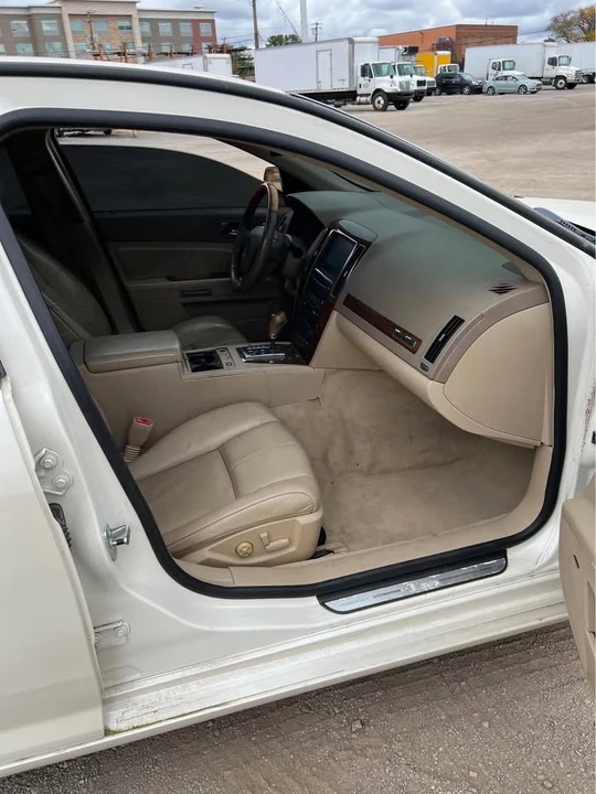 2005 Cadillac STS - Image 12 of 13