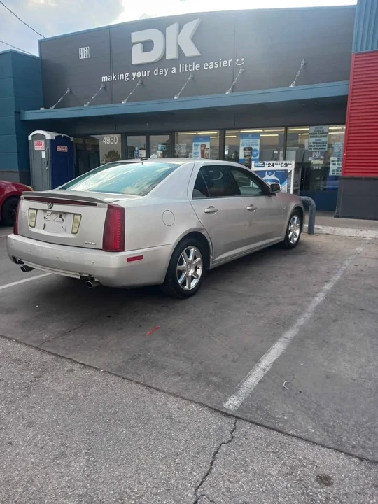 2005 Cadillac STS - Image 3 of 8