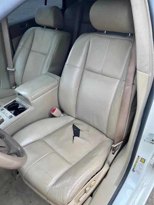 2005 Cadillac STS - Image 10 of 13