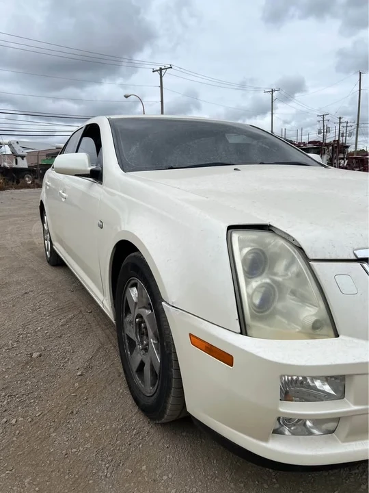 2005 Cadillac STS - Image 2 of 13